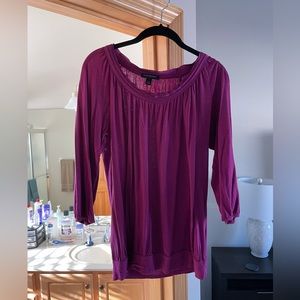Woman’s shirt size M
